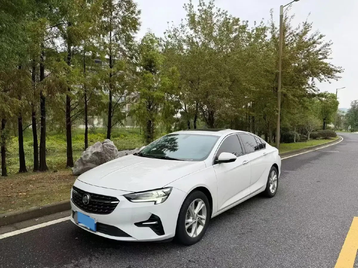 2020 Buick Regal 1.5T 169HP L4 9AT
