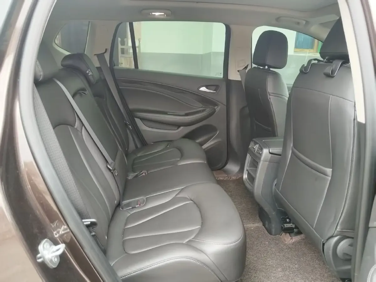 2020 Buick EnvisionPlus 1.5T 169HP L4 7DCT,autocango,china used car exporter,china ev exporter,chinese used car exporter,chinese used ev exporter