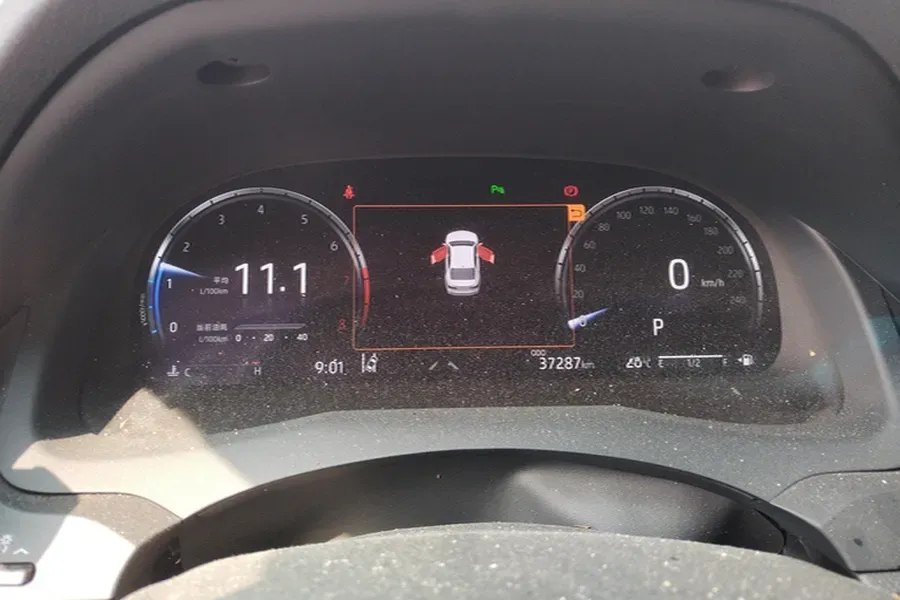 2021 Toyota Camry 2.5L 209HP L4 8AT,autocango,china used car exporter,china ev exporter,chinese used car exporter,chinese used ev exporter