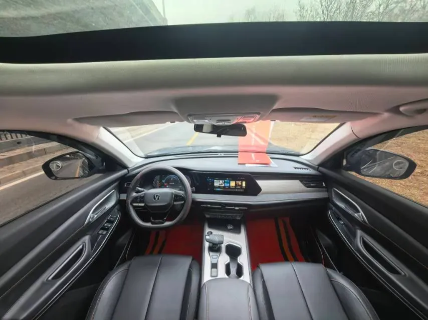 2024 ChangAn X7 PLUS 1.5T 188HP L4 7DCT,autocango,china used car exporter,china ev exporter,chinese used car exporter,chinese used ev exporter