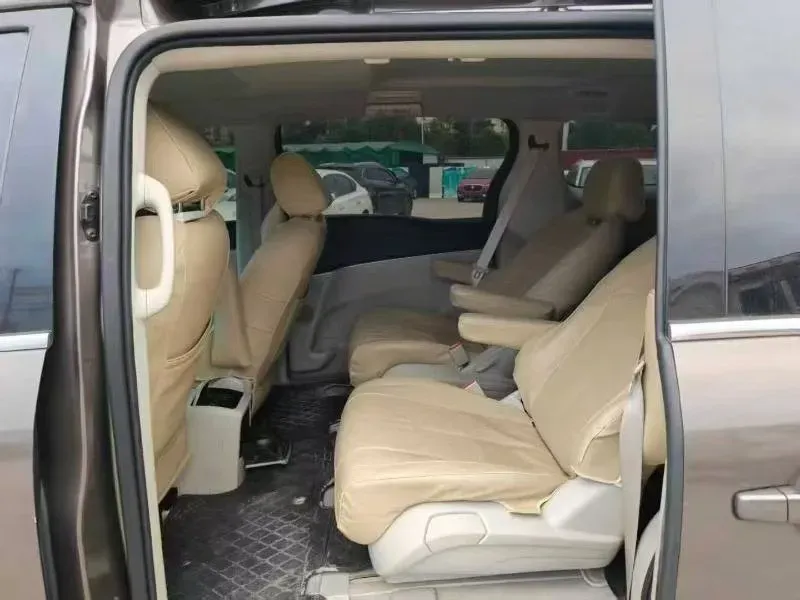 2022 Buick GL8 2.0T 237HP L4 9AT,autocango,china used car exporter,china ev exporter,chinese used car exporter,chinese used ev exporter