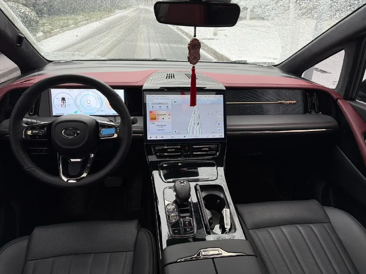 2023 GAC Trumpchi M8 2.0T 190HP L4 E-CVT Hybrid,autocango,china used car exporter,china ev exporter,chinese used car exporter,chinese used ev exporter