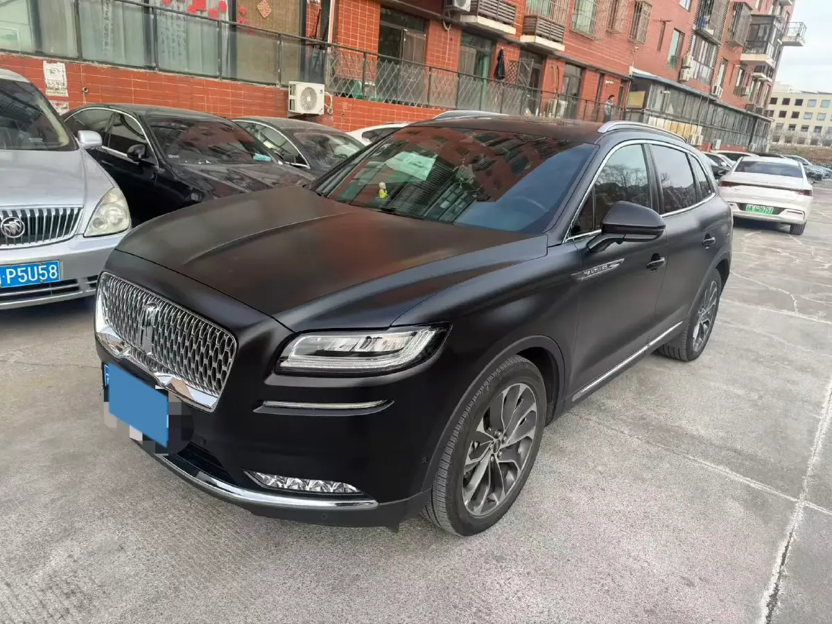 2021 Lincoln Nautilus 2.0T 245HP L4 8AT