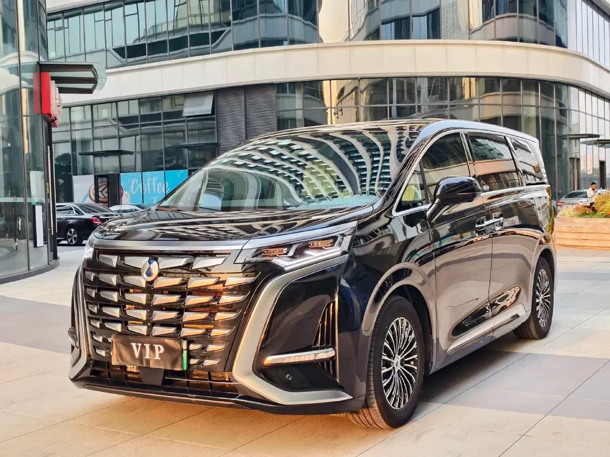 2022 HongQi HS7 3.0T 337HP V6 8AT
