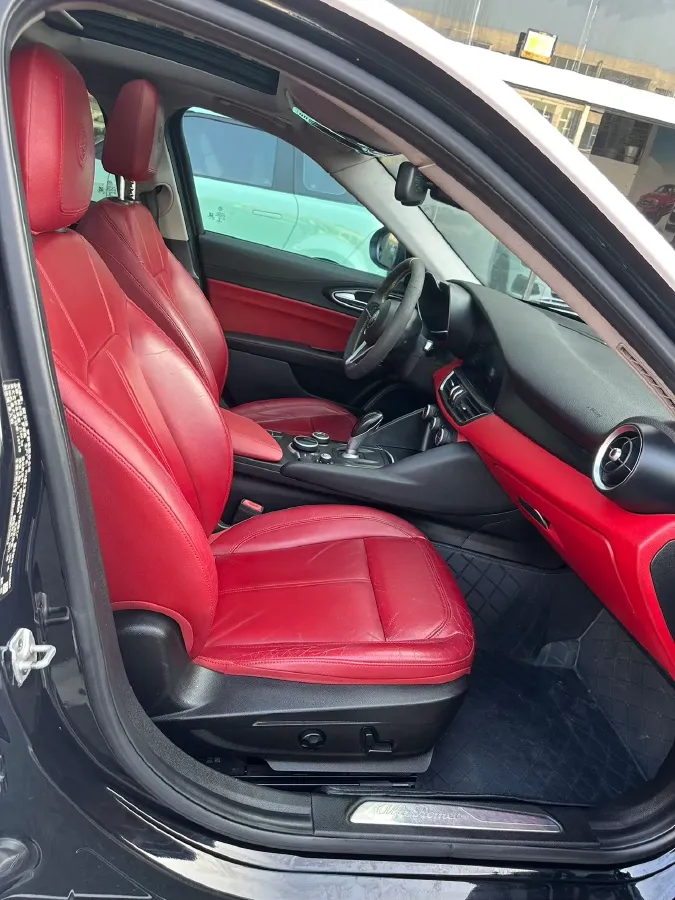 2017 Toyota Highlander 2.0T 220HP L4 6AT,autocango,china used car exporter,china ev exporter,chinese used car exporter,chinese used ev exporter