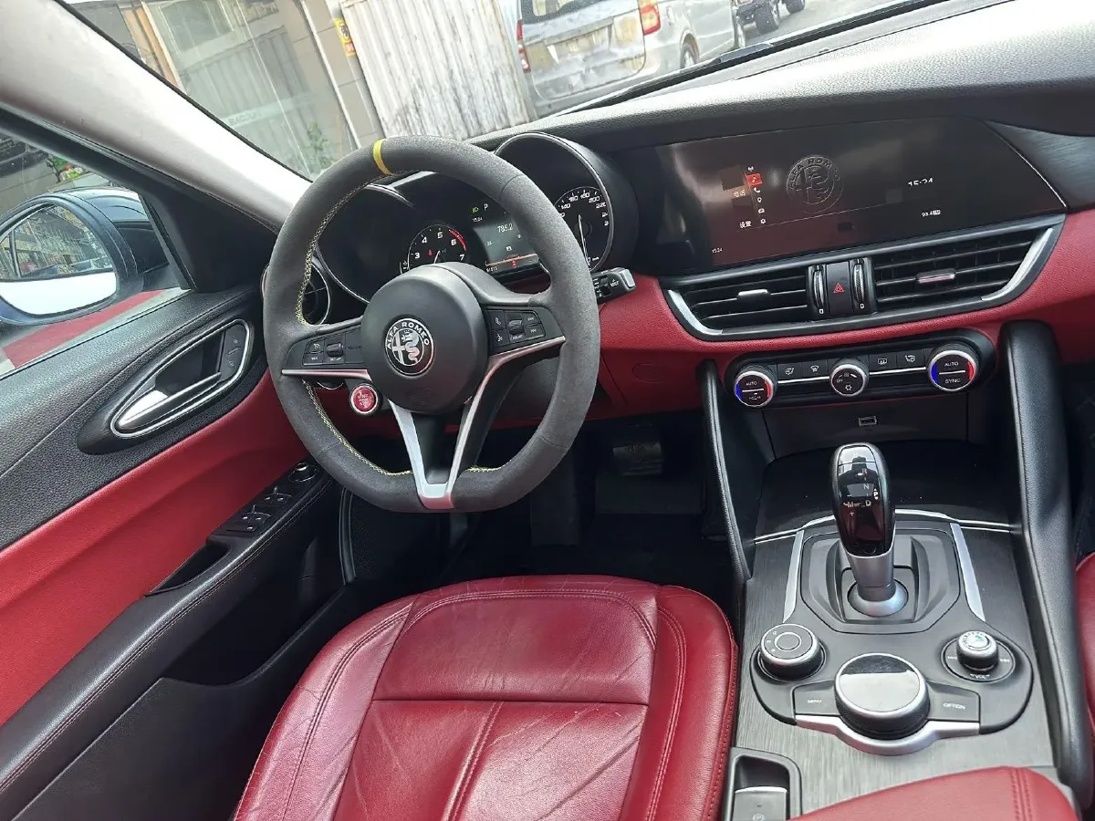 2017 Toyota Highlander 2.0T 220HP L4 6AT,autocango,china used car exporter,china ev exporter,chinese used car exporter,chinese used ev exporter