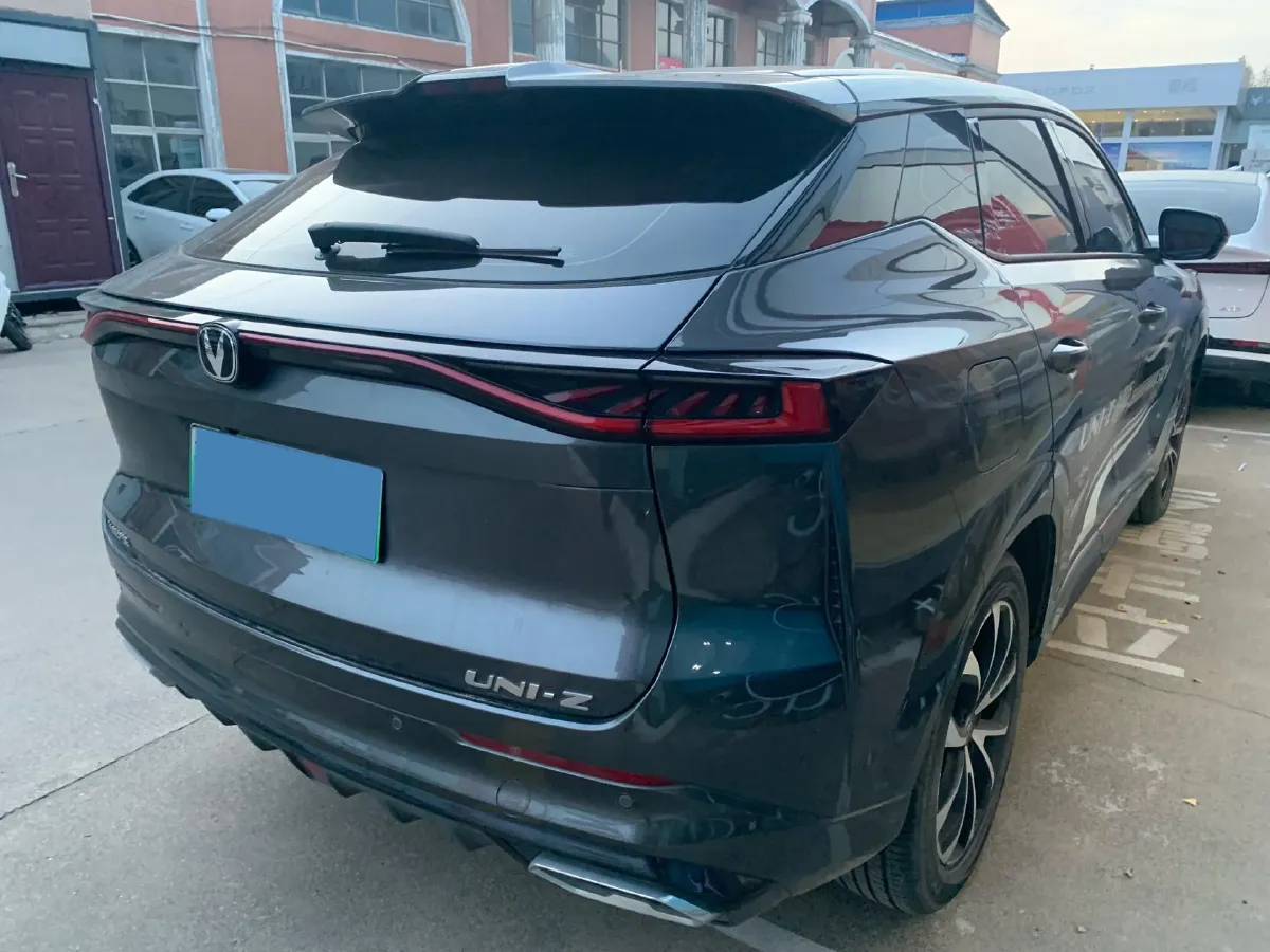 2024 ChangAn UNI-Z 1.5L 98HP L4 E-CVT PHEV 18.4KWH,autocango,china used car exporter,china ev exporter,chinese used car exporter,chinese used ev exporter