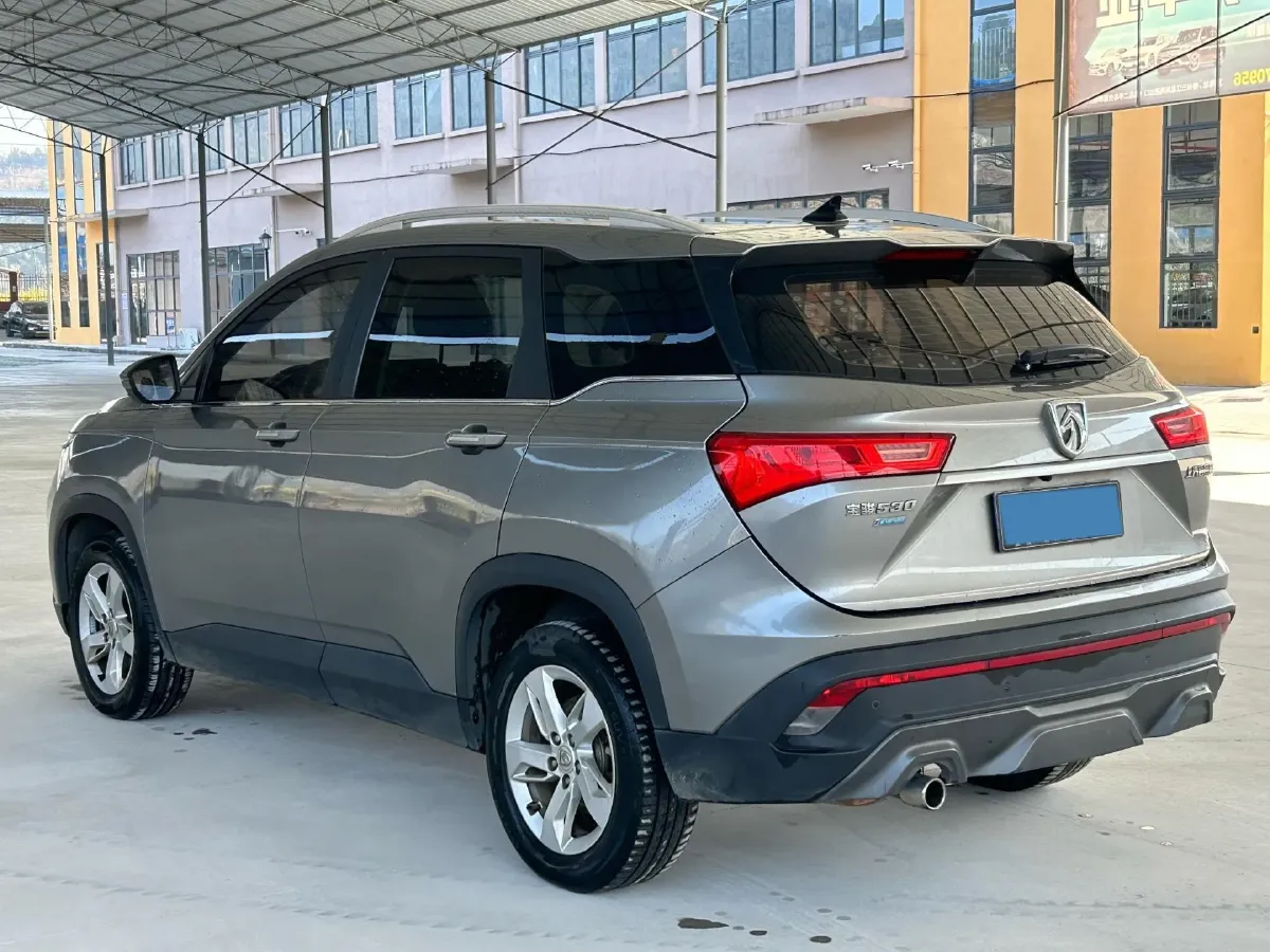 2019 BaoJun 530 1.5T 151HP L4 CVT,autocango,china used car exporter,china ev exporter,chinese used car exporter,chinese used ev exporter