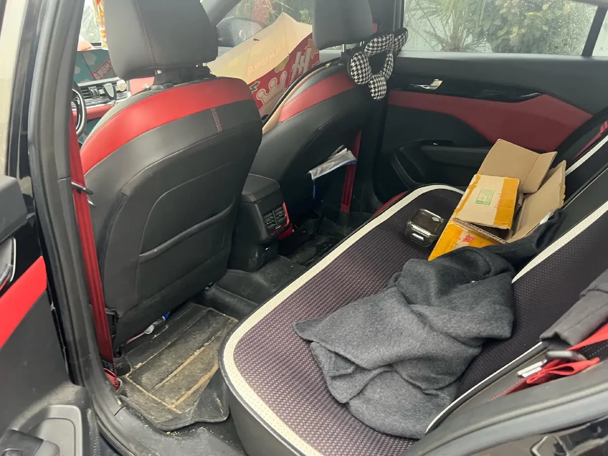 2022 DongFeng Aeolus YiXuan 1.5T 150HP L4 6DCT,autocango,china used car exporter,china ev exporter,chinese used car exporter,chinese used ev exporter