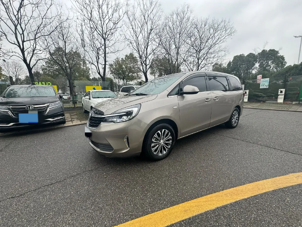 2022 Buick GL8 2.0T 237HP L4 9AT,autocango,china used car exporter,china ev exporter,chinese used car exporter,chinese used ev exporter