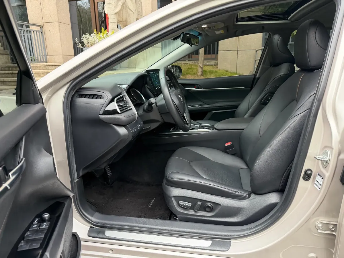 2021 Toyota Camry 2.0L 178HP L4 CVT,autocango,china used car exporter,china ev exporter,chinese used car exporter,chinese used ev exporter