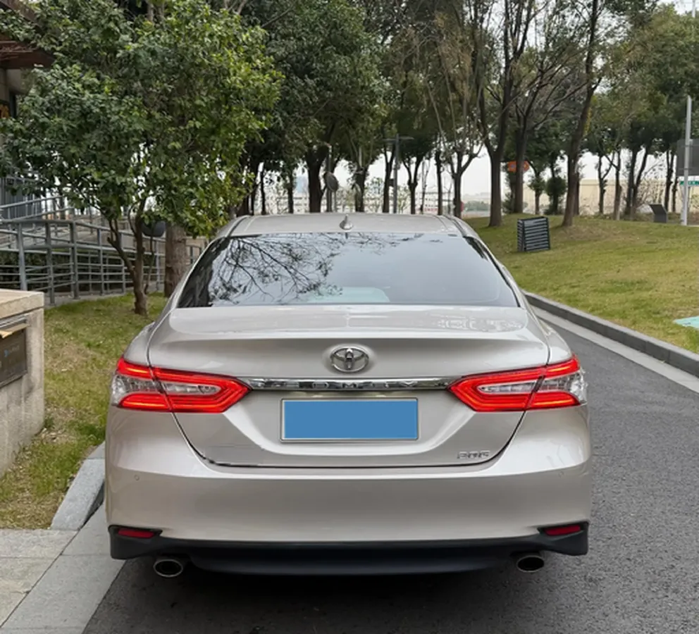 2021 Toyota Camry 2.0L 178HP L4 CVT,autocango,china used car exporter,china ev exporter,chinese used car exporter,chinese used ev exporter
