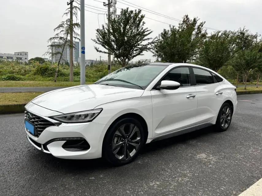 2019 Hyundai La Festa 1.6T 204HP L4 7DCT