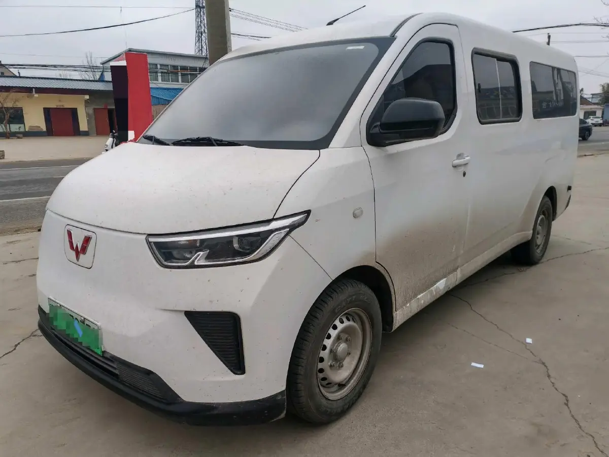 2025 WuLing YangGuang