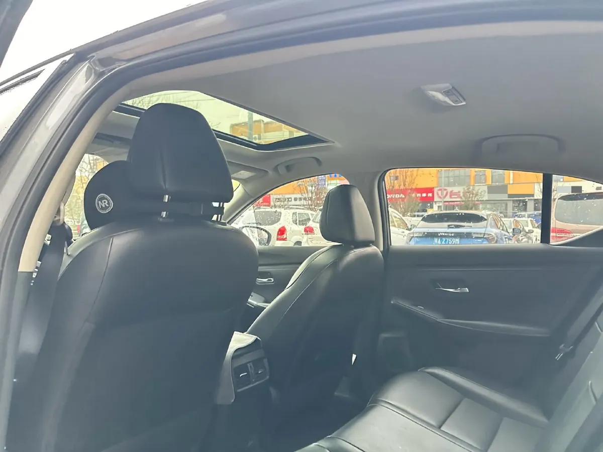 2022 Nissan Sylphy 1.6L 135HP L4 CVT,autocango,china used car exporter,china ev exporter,chinese used car exporter,chinese used ev exporter