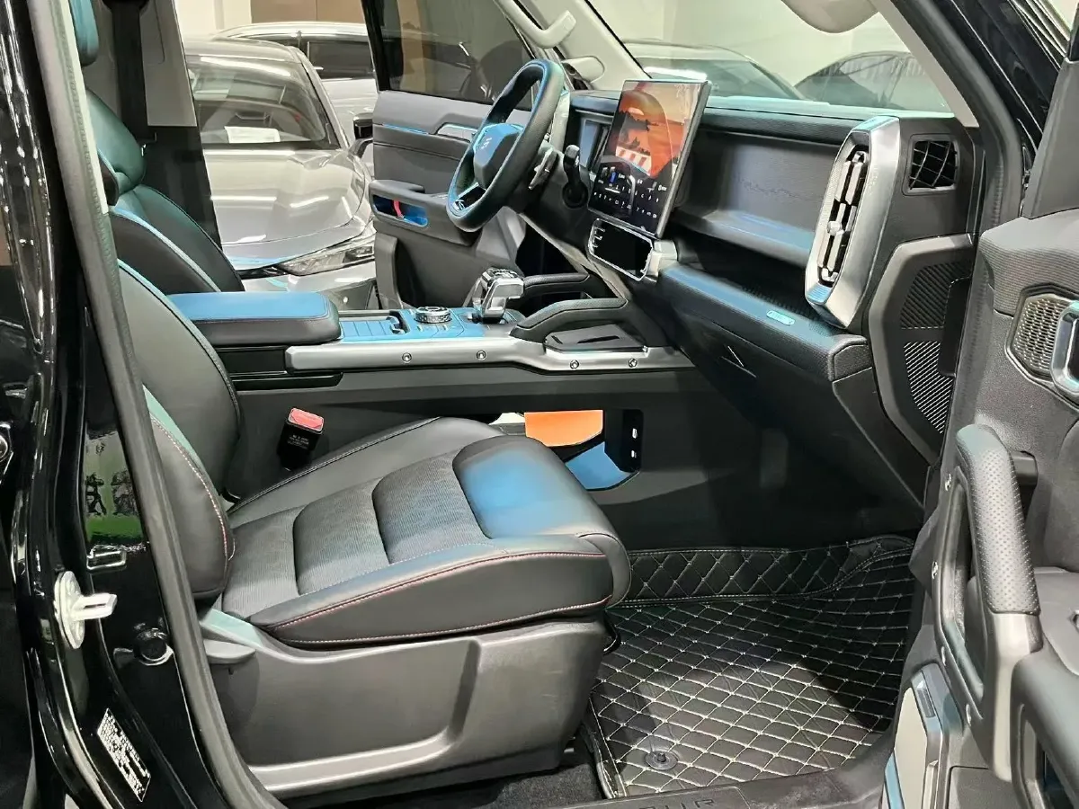 2025 Jetour Traveller 1.5T 184HP L4 7DCT,autocango,china used car exporter,china ev exporter,chinese used car exporter,chinese used ev exporter