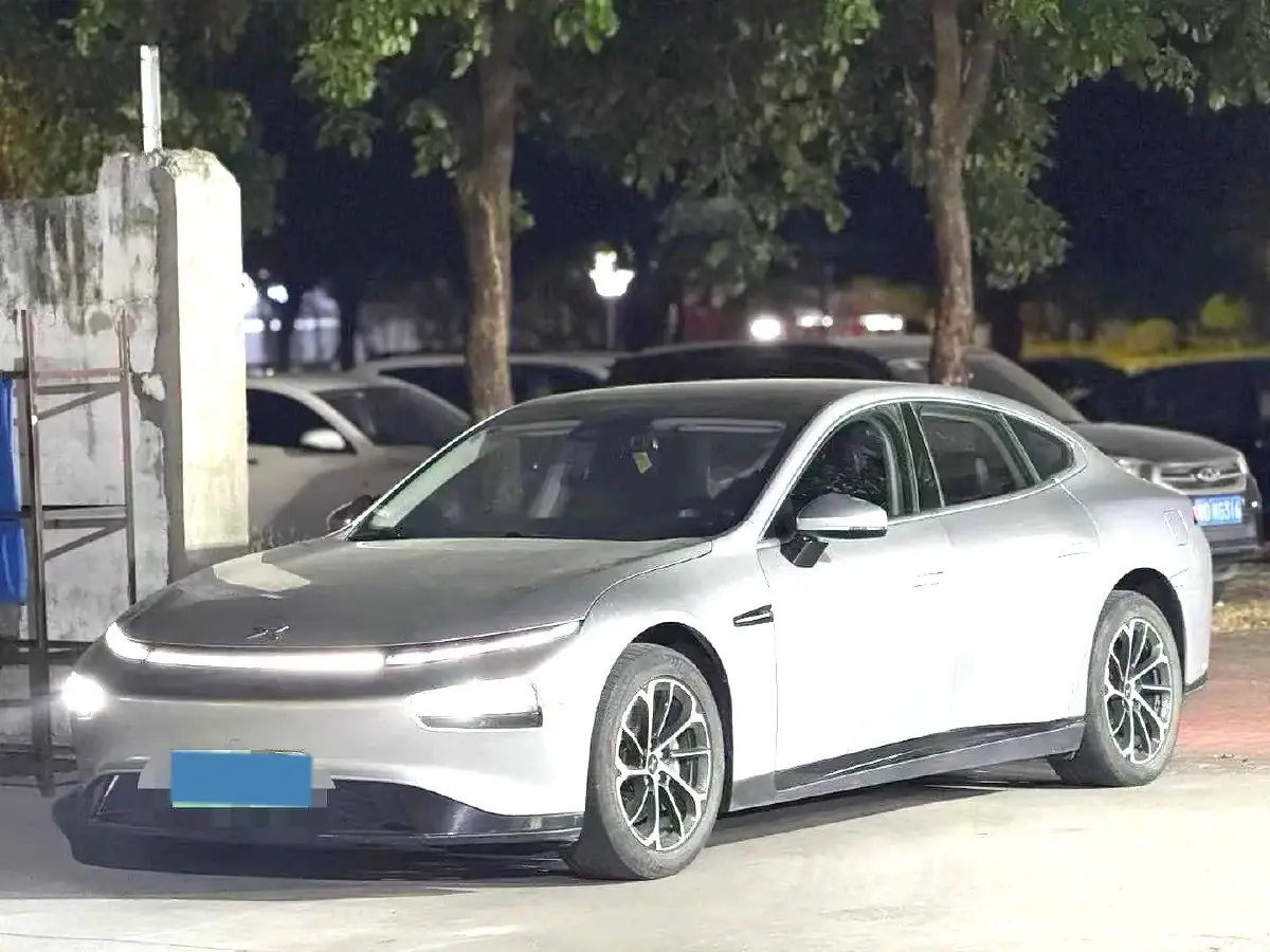 2022 Xpeng P7 BEV 60.2KWH