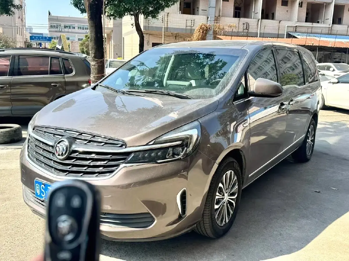 2021 Buick GL8 2.0T 237HP L4 9AT