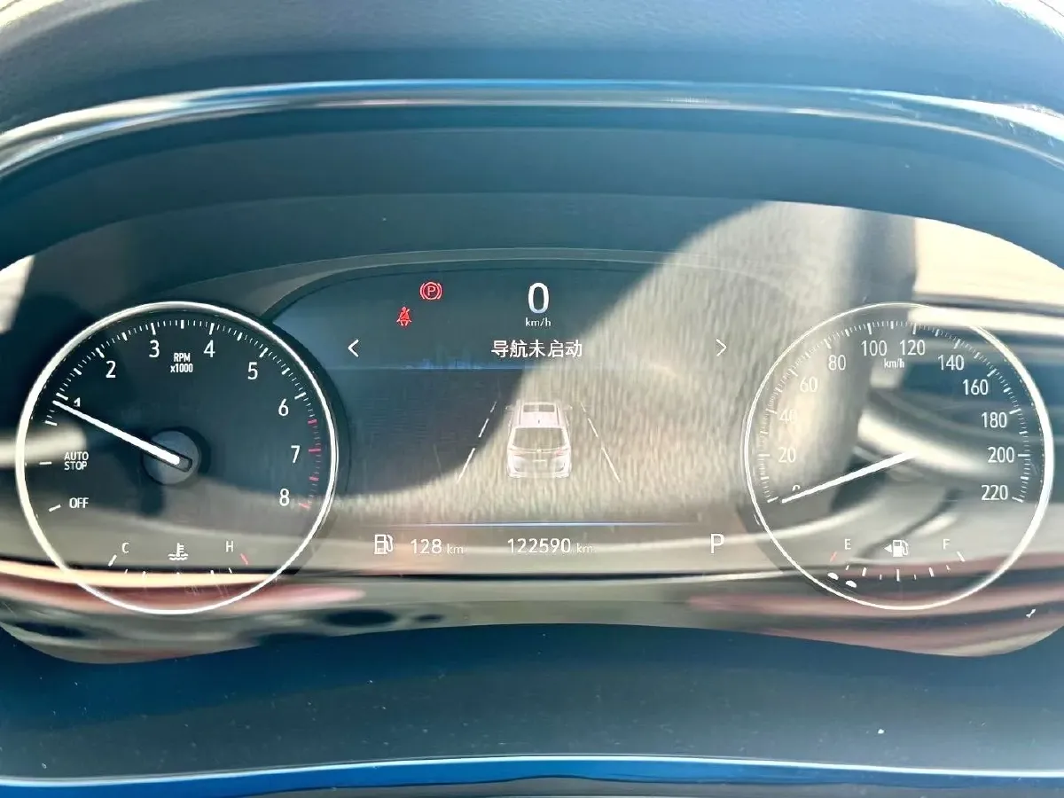 2021 Buick GL8 2.0T 237HP L4 9AT,autocango,china used car exporter,china ev exporter,chinese used car exporter,chinese used ev exporter