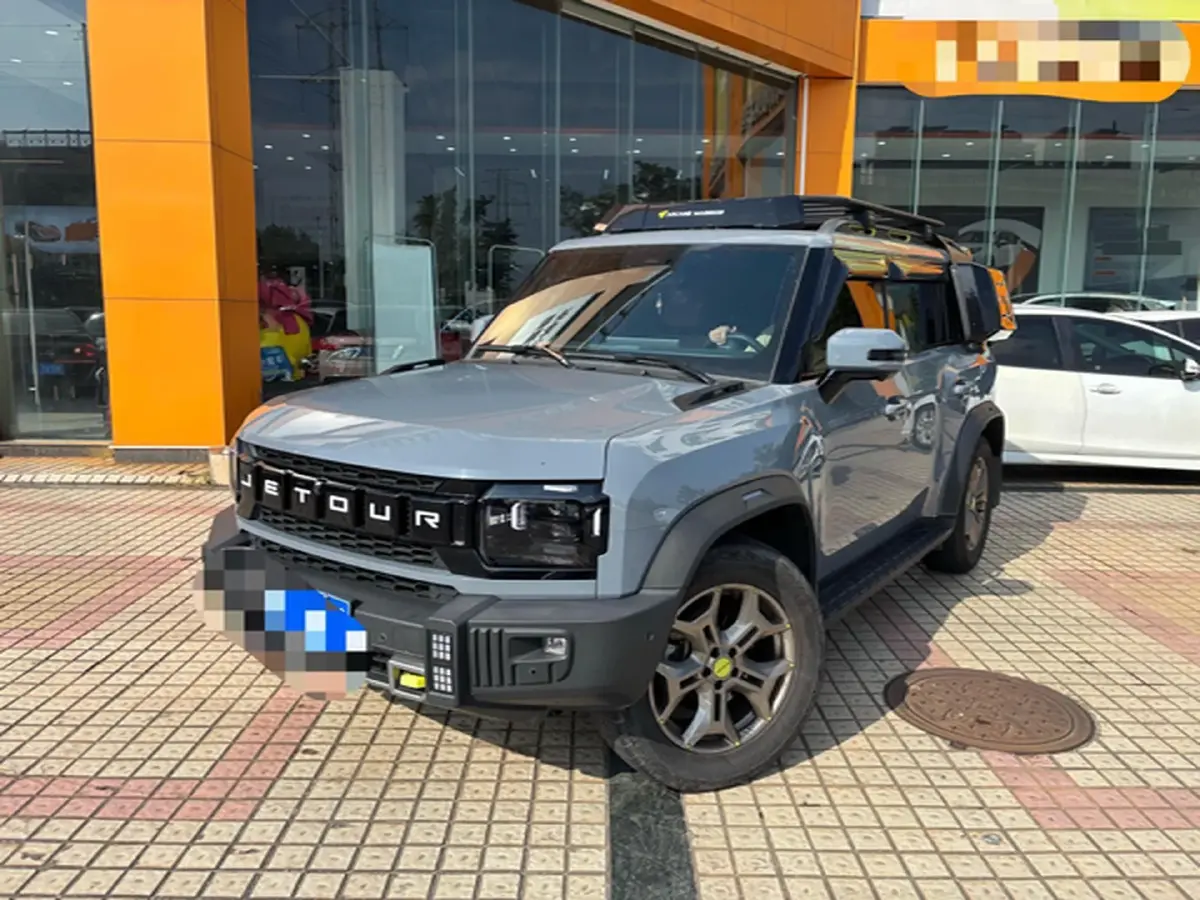 2023 Jetour Traveller 2.0T 254HP L4 8AT