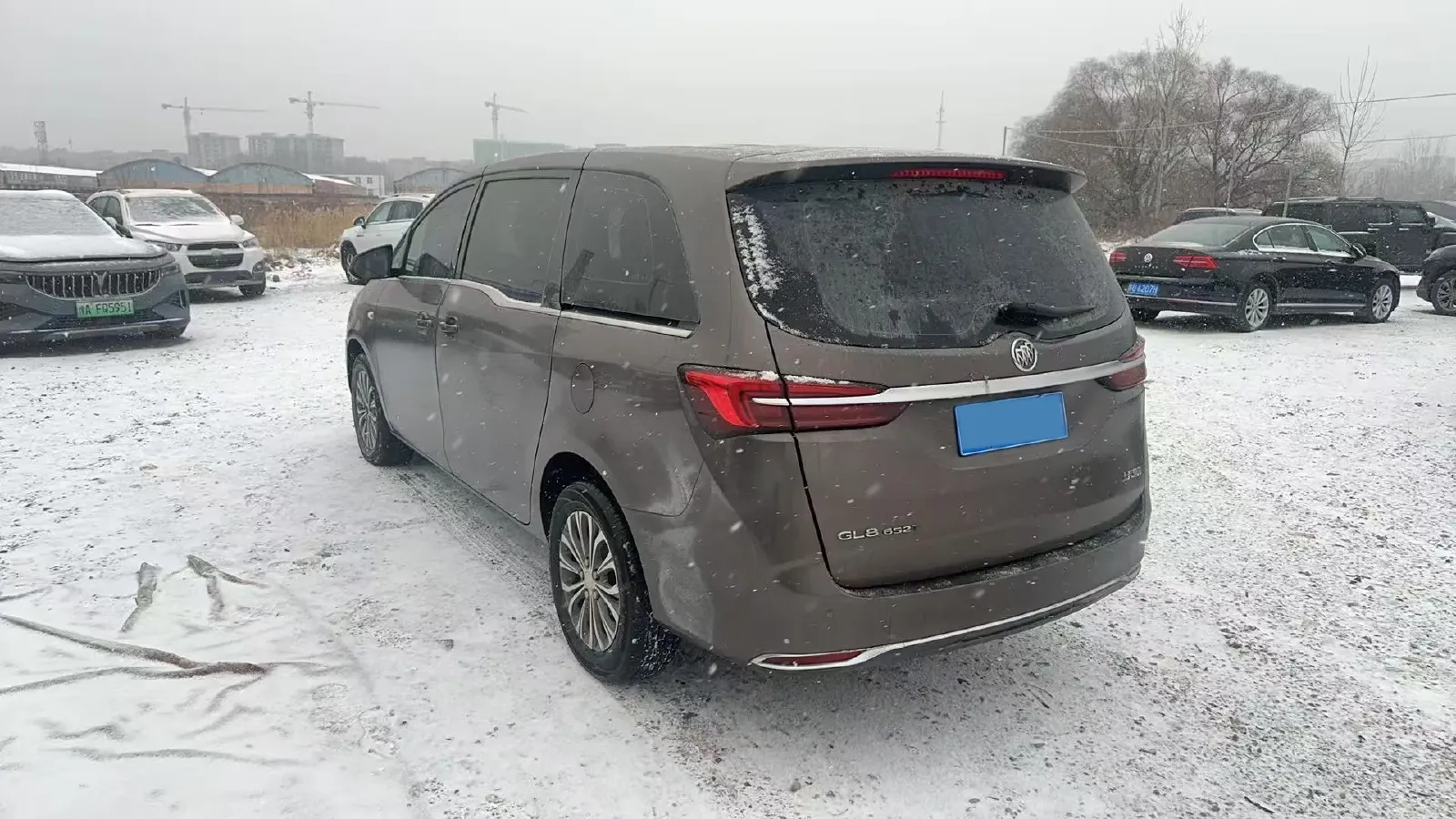 2022 Buick GL8 2.0T 237HP L4 9AT,autocango,china used car exporter,china ev exporter,chinese used car exporter,chinese used ev exporter