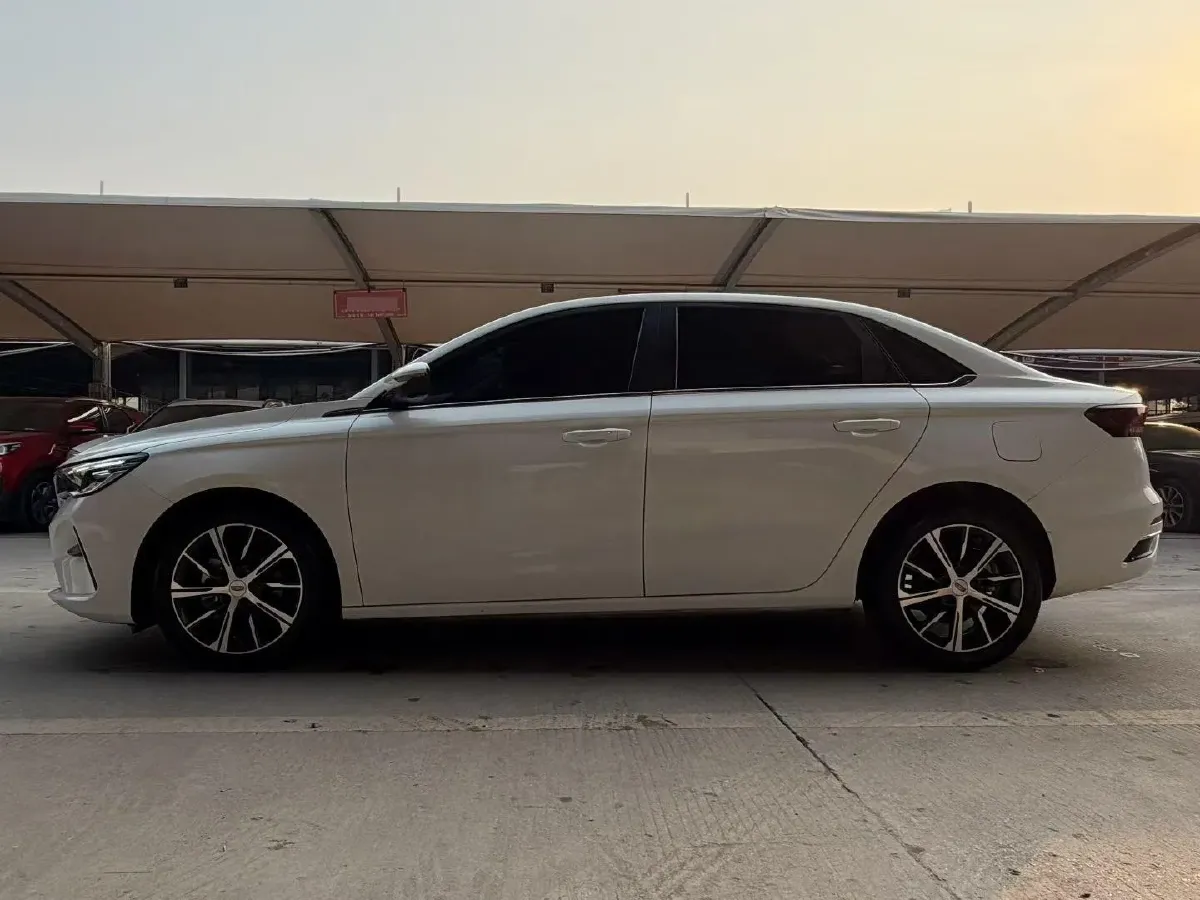 2022 Geely Emgrand 1.5L 114HP L4 CVT,autocango,china used car exporter,china ev exporter,chinese used car exporter,chinese used ev exporter