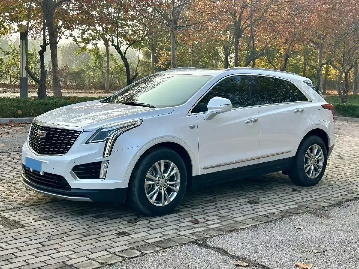 2022 Cadillac XT5 2.0T 237HP L4 9AT