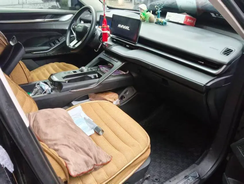 2021 Haval H6 1.5T 169HP L4 7DCT,autocango,china used car exporter,china ev exporter,chinese used car exporter,chinese used ev exporter