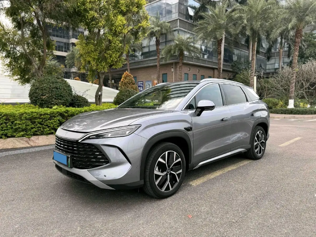 2025 BYD SongL DM-i 1.5L 101HP L4 E-CVT PHEV 26.6KWH