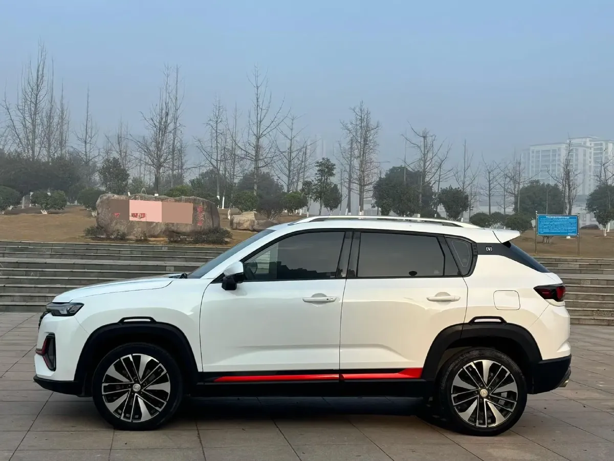 2021 ChangAn CS35 Plus 1.4T 160HP L4 7DCT,autocango,china used car exporter,china ev exporter,chinese used car exporter,chinese used ev exporter