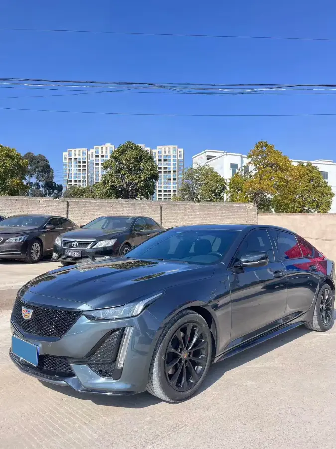 2021 Cadillac CT5 2.0T 237HP L4 10AT