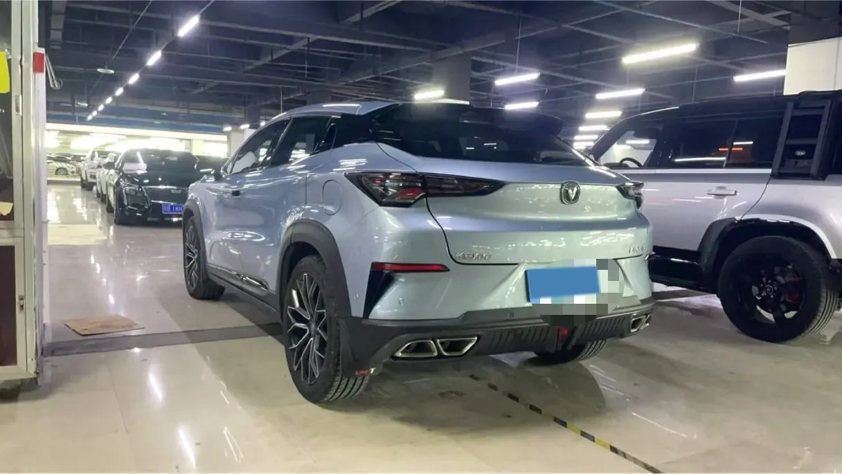 2022 ChangAn UNI-T 1.5T 188HP L4 7DCT,autocango,china used car exporter,china ev exporter,chinese used car exporter,chinese used ev exporter
