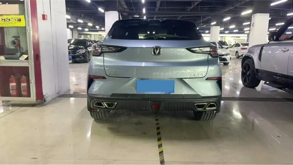 2022 ChangAn UNI-T 1.5T 188HP L4 7DCT,autocango,china used car exporter,china ev exporter,chinese used car exporter,chinese used ev exporter