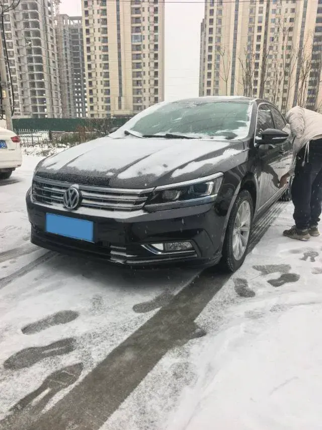 2017 Volkswagen Passat 1.4T 150HP L4 7DCT