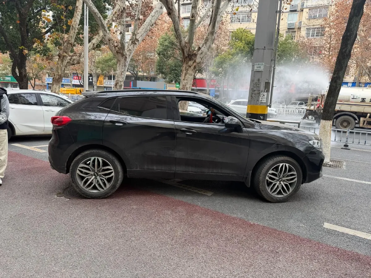 2017 WEY VV5 2.0T 197HP L4 7DCT,autocango,china used car exporter,china ev exporter,chinese used car exporter,chinese used ev exporter