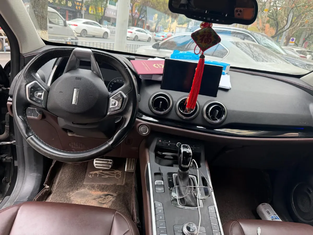 2017 WEY VV5 2.0T 197HP L4 7DCT,autocango,china used car exporter,china ev exporter,chinese used car exporter,chinese used ev exporter