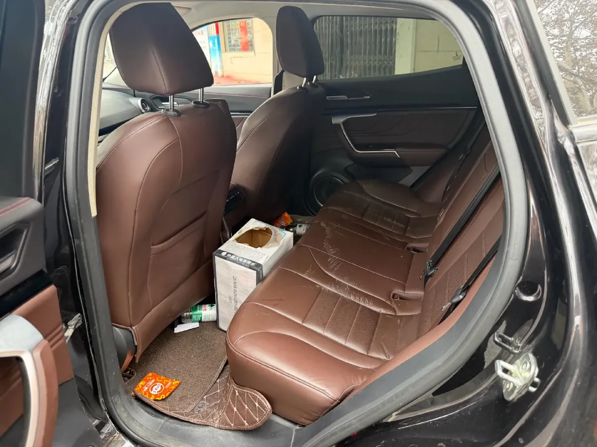 2017 WEY VV5 2.0T 197HP L4 7DCT,autocango,china used car exporter,china ev exporter,chinese used car exporter,chinese used ev exporter