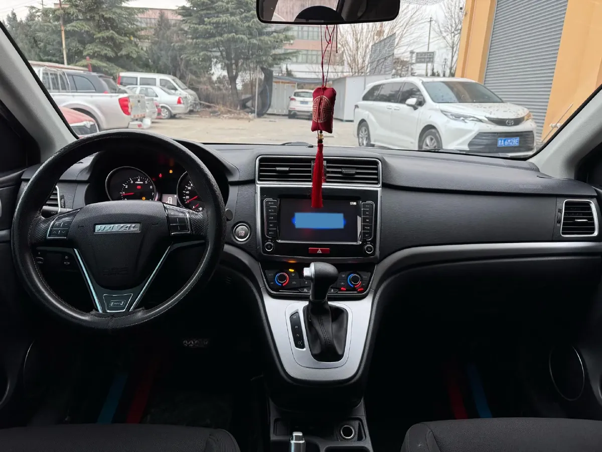 2019 Haval M6 1.5T 150HP L4 7DCT,autocango,china used car exporter,china ev exporter,chinese used car exporter,chinese used ev exporter