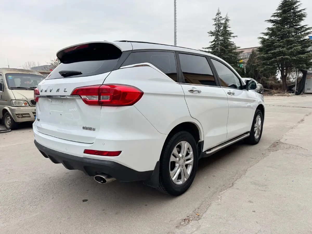 2019 Haval M6 1.5T 150HP L4 7DCT,autocango,china used car exporter,china ev exporter,chinese used car exporter,chinese used ev exporter