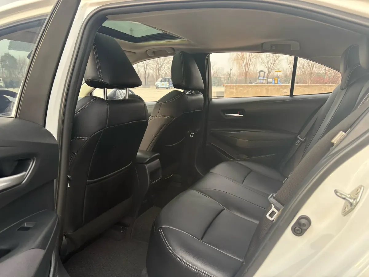 2021 Toyota Corolla 1.2T 116HP L4 CVT,autocango,china used car exporter,china ev exporter,chinese used car exporter,chinese used ev exporter