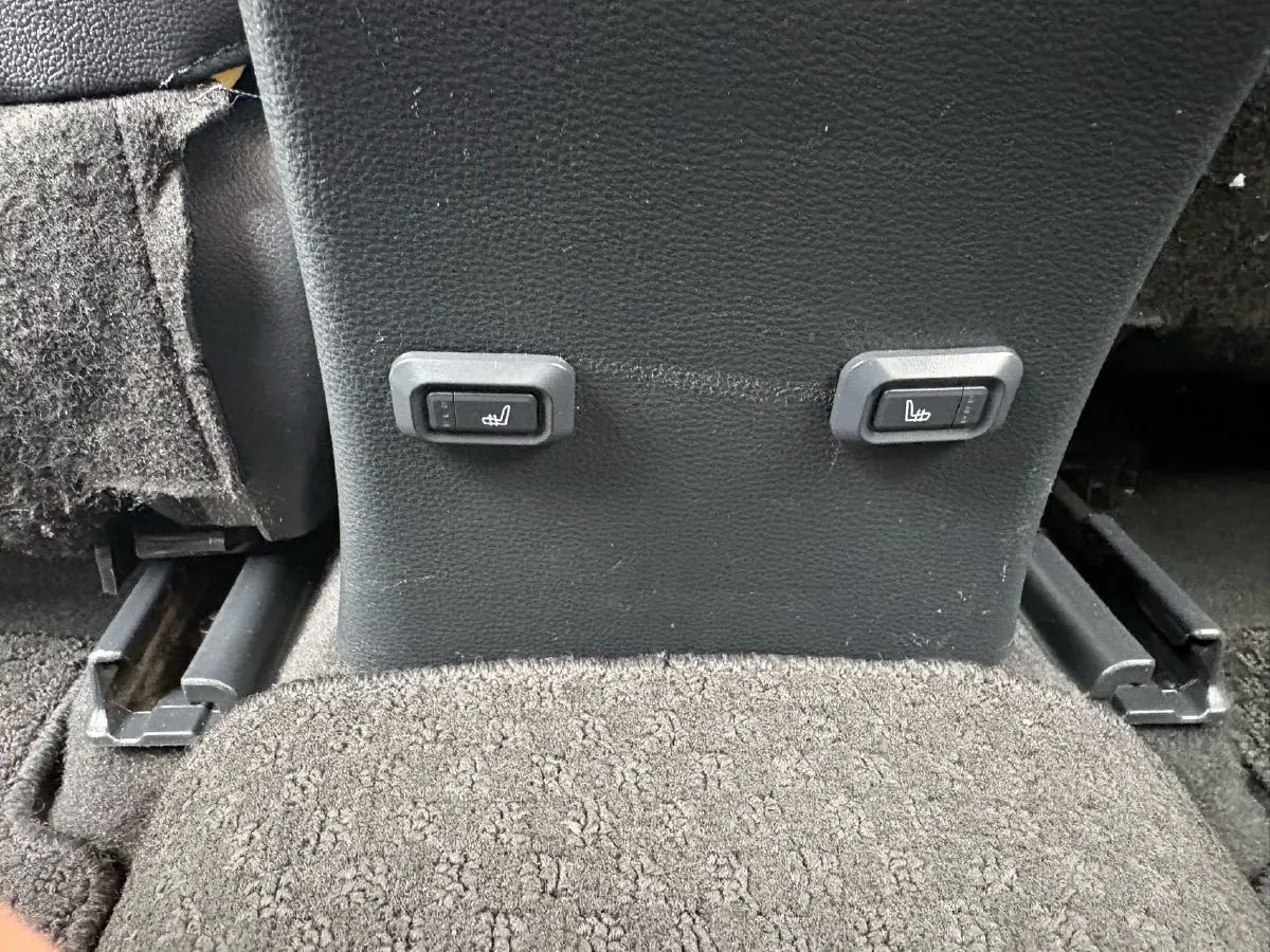 2021 Toyota Corolla 1.2T 116HP L4 CVT,autocango,china used car exporter,china ev exporter,chinese used car exporter,chinese used ev exporter