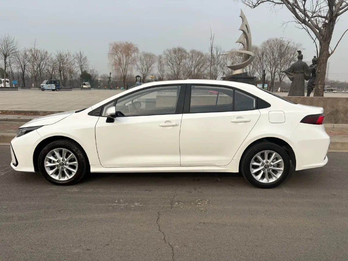 2021 Toyota Corolla 1.2T 116HP L4 CVT,autocango,china used car exporter,china ev exporter,chinese used car exporter,chinese used ev exporter