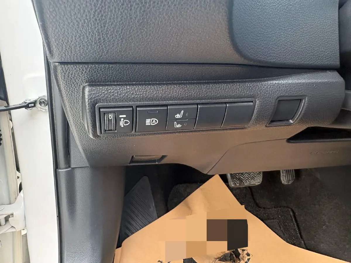 2021 Toyota Corolla 1.2T 116HP L4 CVT,autocango,china used car exporter,china ev exporter,chinese used car exporter,chinese used ev exporter