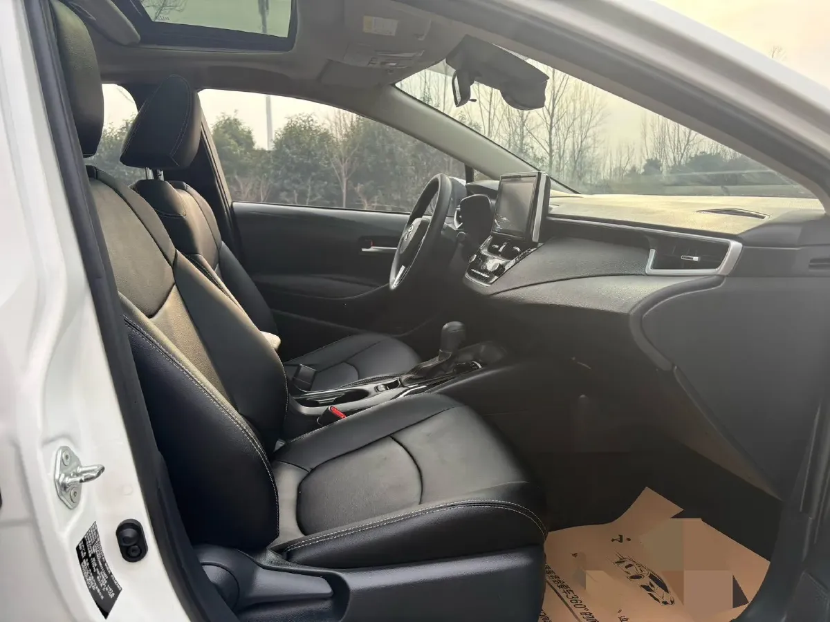 2021 Toyota Corolla 1.2T 116HP L4 CVT,autocango,china used car exporter,china ev exporter,chinese used car exporter,chinese used ev exporter