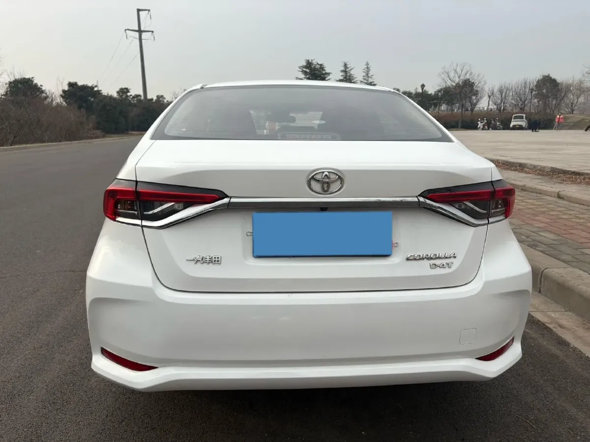 2021 Toyota Corolla 1.2T 116HP L4 CVT,autocango,china used car exporter,china ev exporter,chinese used car exporter,chinese used ev exporter