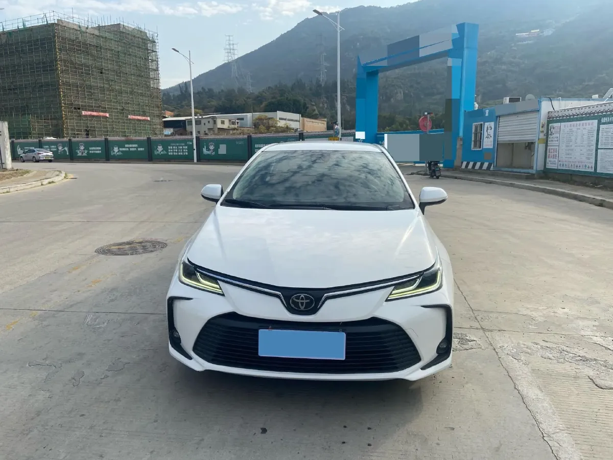 2021 Toyota Corolla 1.2T 116HP L4 CVT,autocango,china used car exporter,china ev exporter,chinese used car exporter,chinese used ev exporter