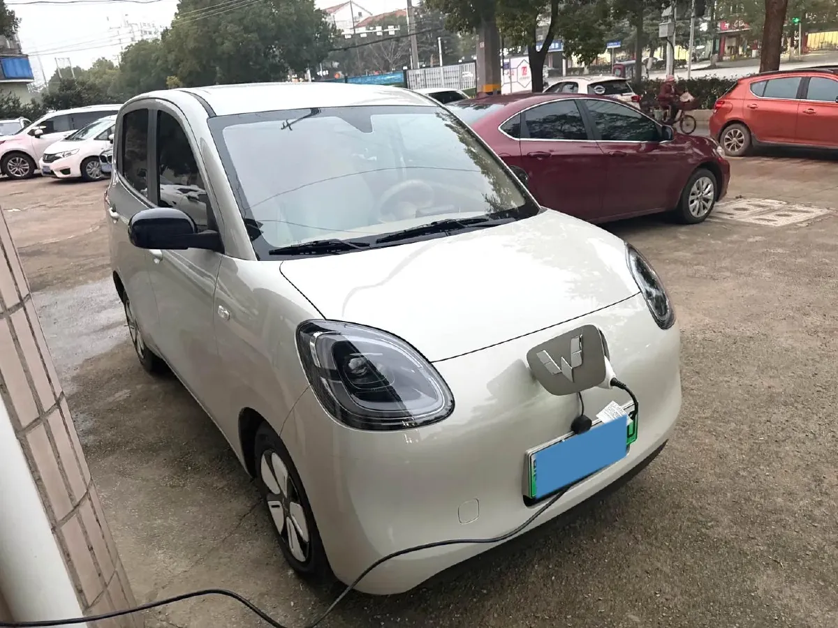 2025 WuLing HongGuang MINI EV BEV 16.2KWH,autocango,china used car exporter,china ev exporter,chinese used car exporter,chinese used ev exporter