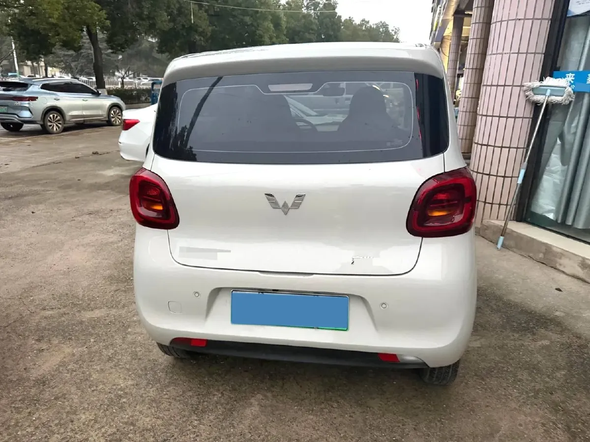 2025 WuLing HongGuang MINI EV BEV 16.2KWH,autocango,china used car exporter,china ev exporter,chinese used car exporter,chinese used ev exporter