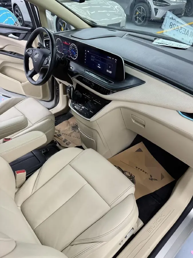 2022 Buick GL8 2.0T 237HP L4 9AT,autocango,china used car exporter,china ev exporter,chinese used car exporter,chinese used ev exporter