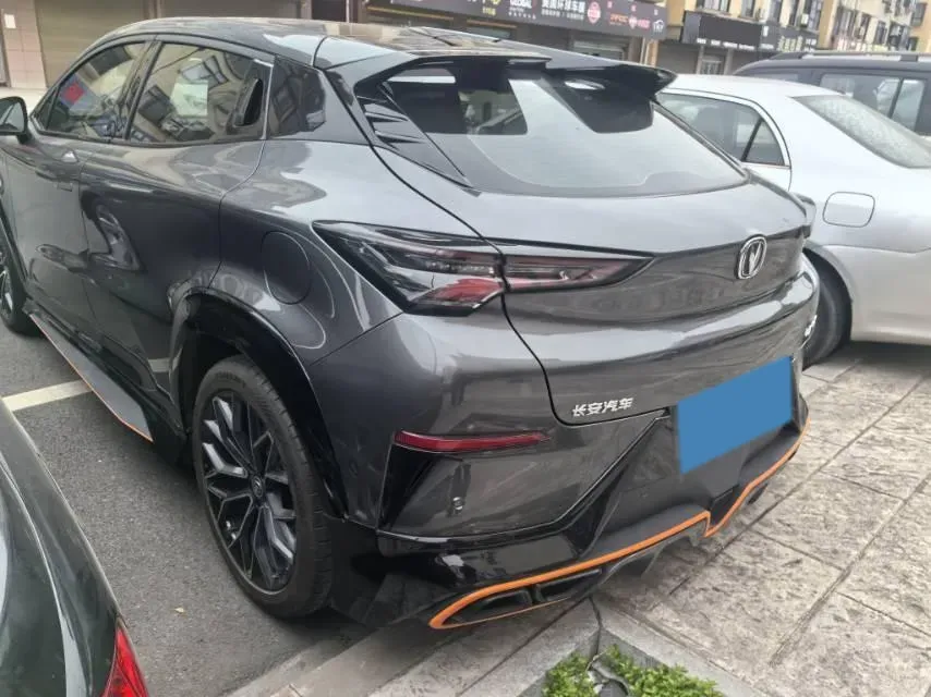 2022 ChangAn UNI-T 1.5T 188HP L4 7DCT,autocango,china used car exporter,china ev exporter,chinese used car exporter,chinese used ev exporter